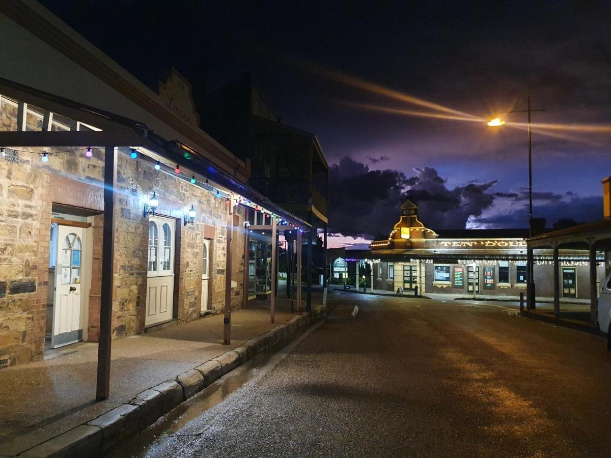 Ten Dollar Town Motel Gulgong Exteriér fotografie