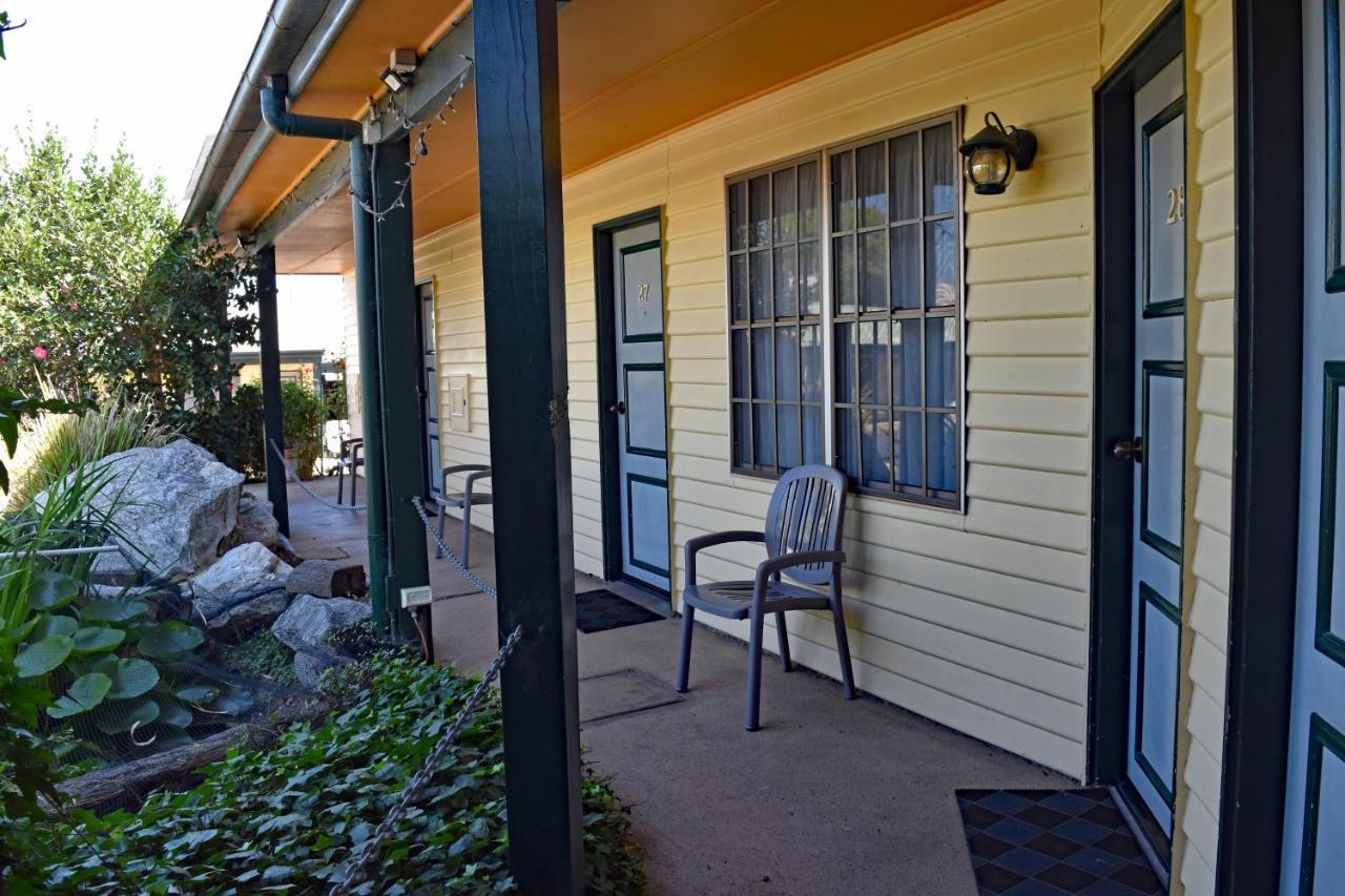 Ten Dollar Town Motel Gulgong Exteriér fotografie