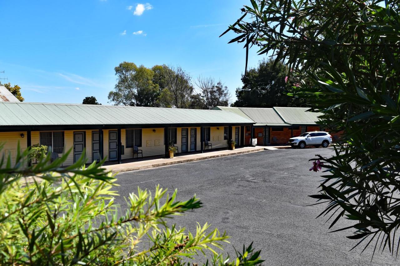 Ten Dollar Town Motel Gulgong Exteriér fotografie